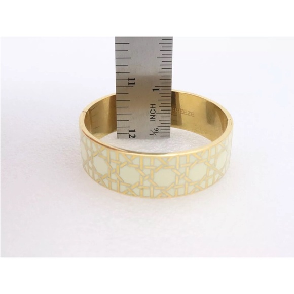 Kate Spade Shoot the Breeze Cream White Gold Enamel Hinged Bangle Bracelet 1181 - Picture 6 of 11